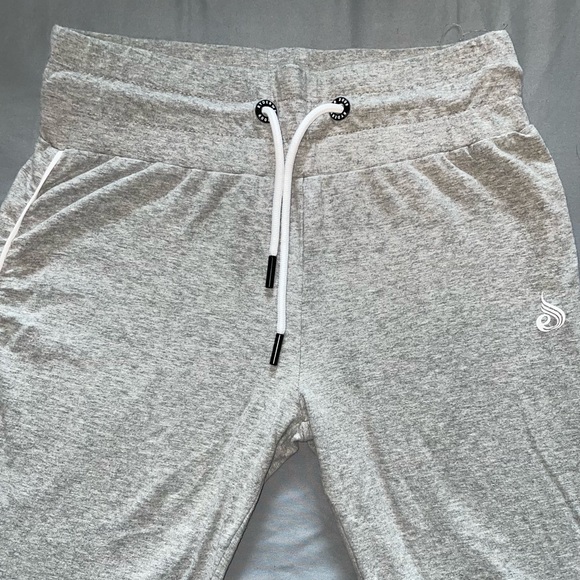 Ryderwear lazy pants, very flattering - Picture 3 of 3